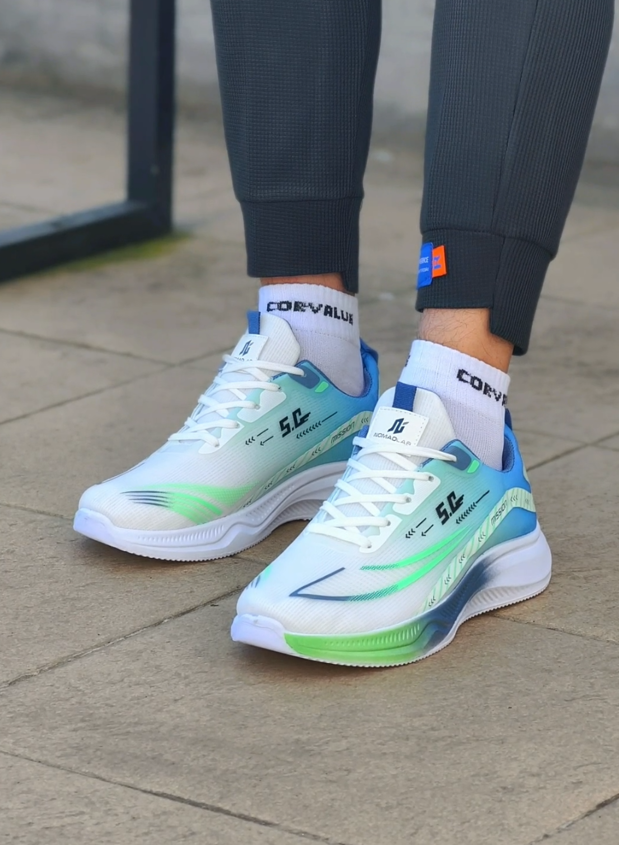 rekomendasi sepatu running cowok #rekomendasisepatu #sepatupria #sneakers #sepaturunning 