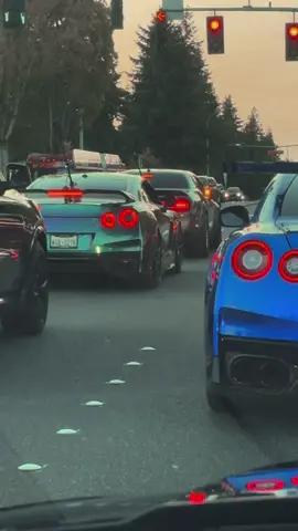 nice little car cruise on the highway in Washington state Bellevue 💪💪 ##Tatcha##ctsv##cadillac##CarEnthusiast##LuxuryPerformance##fyp##fypage##ctsvnation##BlackDiamondEdition##car##gtr##gtrr35