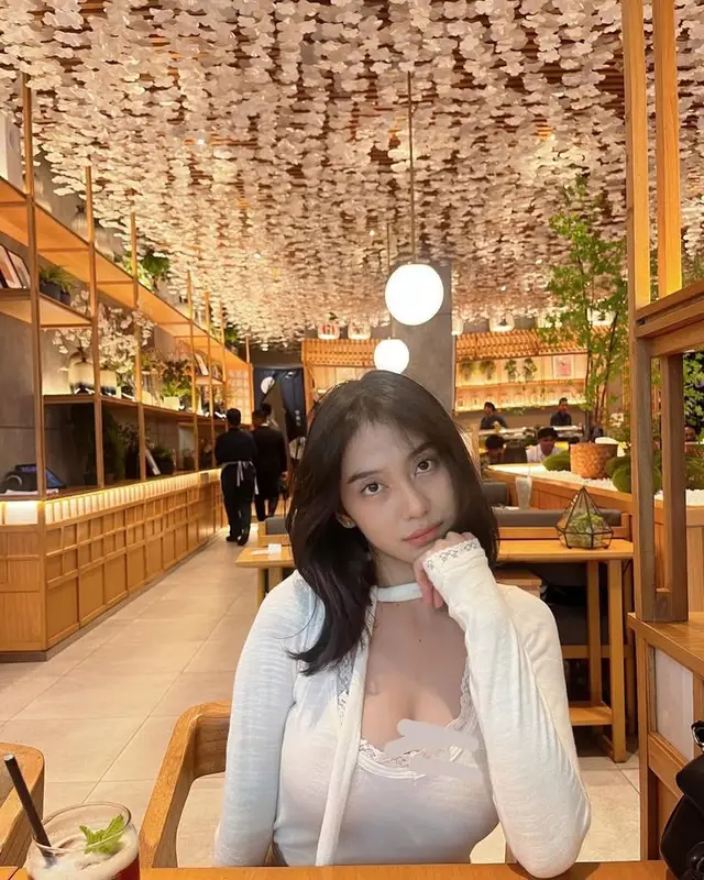 hmm💋 #nobodyisperfect #fouryourpage #fakebodyy⚠️ #idamanmu #bahanswmu #pulen #fullbody #xybca #fypviralシ 