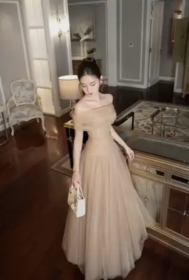 Lộng lẫy kiêu sa như 1 nàng công chúa. Những nàng mê gu tiểu thư không nên bỏ lỡ em váy này ❤️ #xunghuong #ilovetiktok 