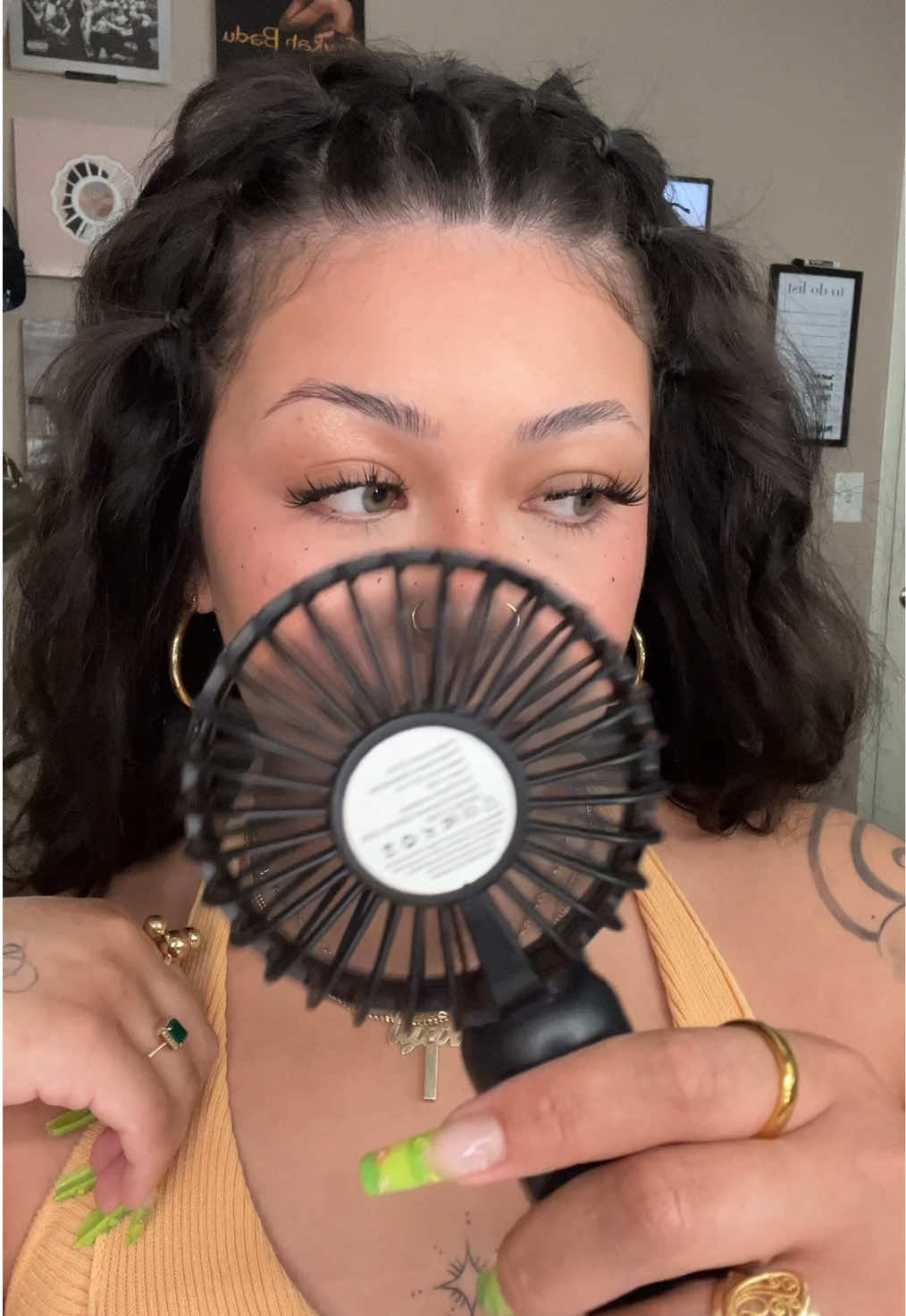 i need darker concealers i only have my winter colors right now >.< #grwmroutine #grwmmakeup #glowymakeup #sunkissedmakeup 