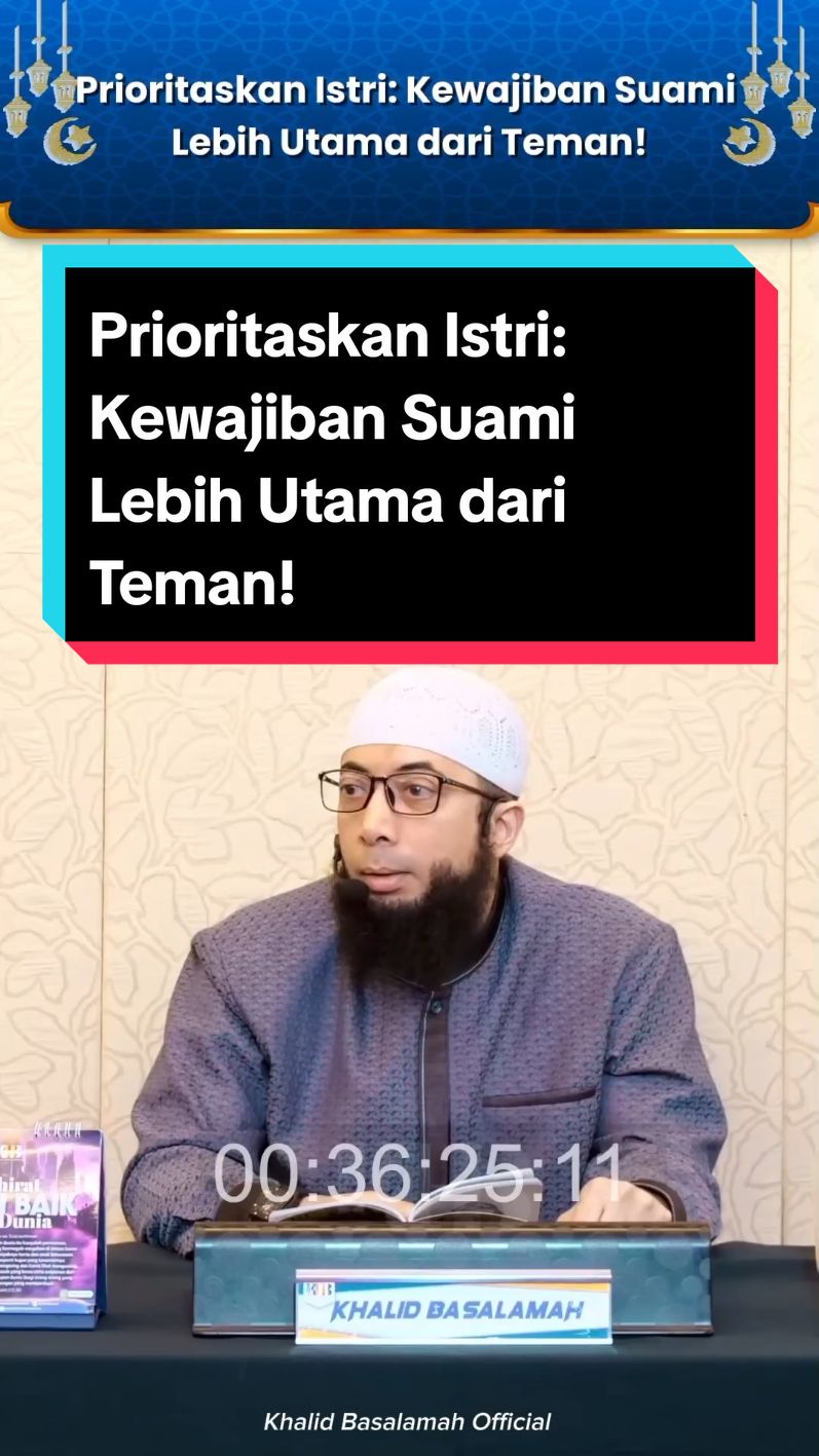 Bagaimana bisa dia lebih milih duduk sama temannya daripada istrinya Jelas dia bisa ngobrol sama istrinya #UstadzKhalidBasalamah #KhalidBasalamah #IslamItuIndah #NgajiYuk
