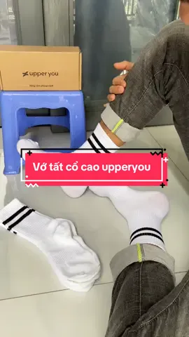 Đôi vớ tất 2 sọc tính tế mang êm chân lắm nha #vớ #tất #upperyou #muataitiktokshop 