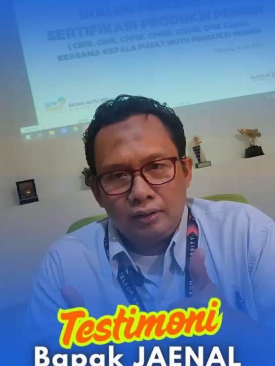 Bapak Jaenal dari Kampus Telkom University berbagi cerita dan pengalaman budidaya yang dilakukan pada dialog percepatan sertifikasi jaminan mutu hasil perikanan di UPT Badan Mutu KKP Bandung   Komunikasi yang terbuka, dukungan yang melekat dan kolaborasi dengan semua pihak menjadi penting dan melalui pendampingan yang intensif, proses yang dijalani menjadi lebih mudah dan terarah.   Bagi pelaku usaha perikanan di wilayah Bandung yang ingin mengurus sertifikasi jaminan mutu, dapat berkoordinasi langsung dengan UPT Badan Mutu Bandung @bppmhkp.bandung Kolaborasi dan komunikasi kunci jaga mutu produk perikanan. @bppmhkp_kkp @kkp.go.id