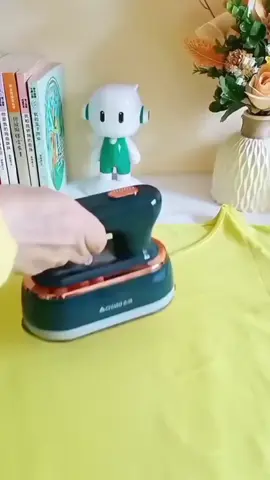 electric iron handheld flat iron with 3 gear mini foldable electric steam iron#electric #iron #steam #foldable #trending #fyppppppppppppppppppppppp #fyp #tiktokmurah #tiktokviral #tiktokupdate #foreyoupage 