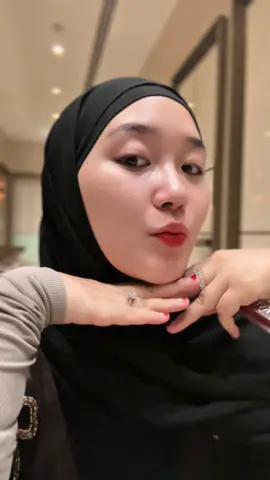 Di cariii 100 affiliator yang mau sample Gratis Water tint by @Kyl.cosmetic 