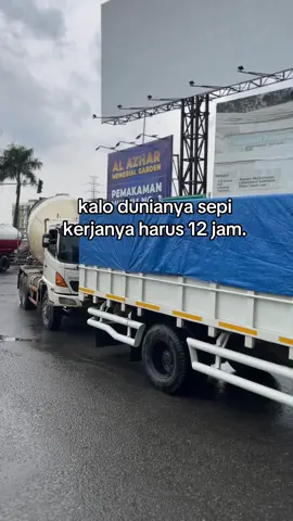 kerjo wae esih kesepian yo bolo