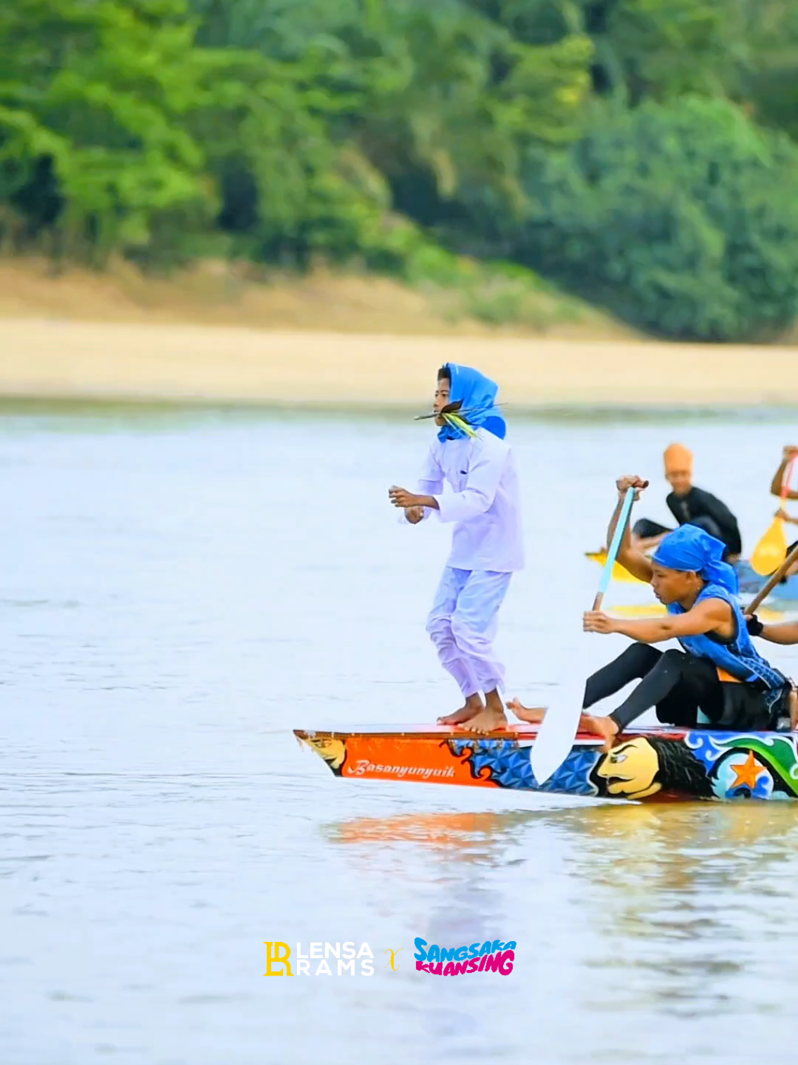 Keren!! Aksi situkang tari Pacu Jalur Indonesia 🛶🇮🇩 #pacujalur #tradisi #indonesia #fyp #tiktok .. Support by @SANGSAKA KUANSING I SK SPORT 