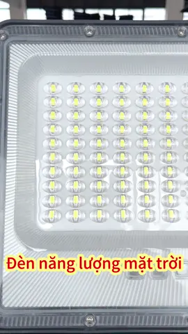 Loại đèn mà không tốn 1 đồng tiền điện bạn đã thấy chưa ? Đèn sân vườn năng lượng mặt trời#dennangluongmattroi 