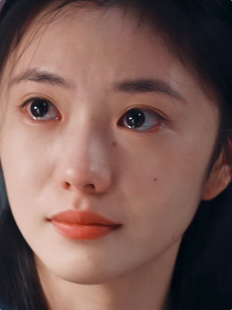 Tarian air matanya seperti menyelamkan hati penonton ke dalam lautan duka yang mendalam. #thesevenrelicsofomen #liuhaocun #TikTokTainment #BahasDrama 