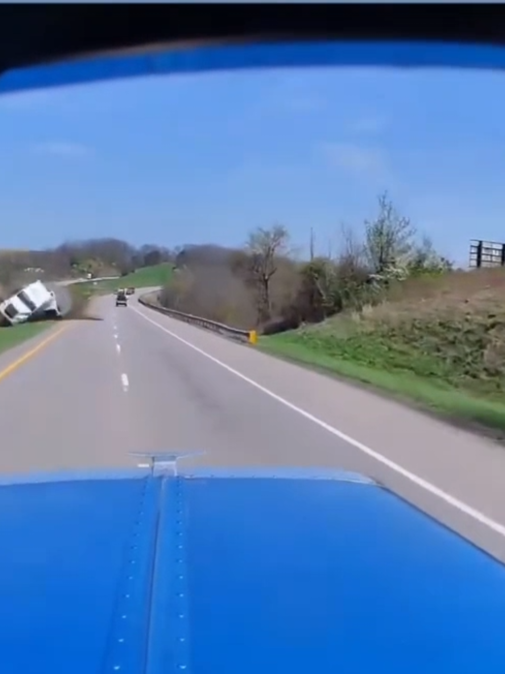 #accdient #video #truck #dashcam 