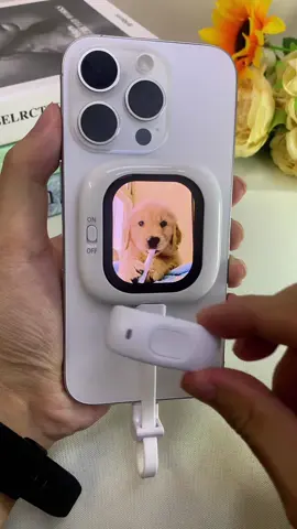 This is the selfie monitor you actually need! NO DELAY! NO LAG! Super smooth! #Founist #VlogmateMini #Vlog #iPhone #musthaves #techfashion