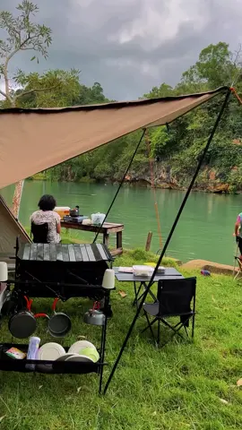 Ah syahdunya... #camping  #pacitan  #tiarahillspacitan  #pantaingiroboyo  #sungaimaron 