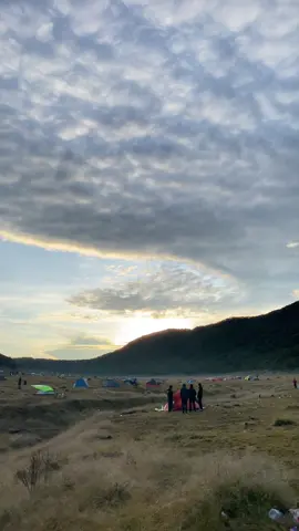surken sesuai ekspetasi❤️ #gngedepanggrango2958mdpl #suryakencana #pendakigunung #fypシ゚viral #pendakifomo #fyp 