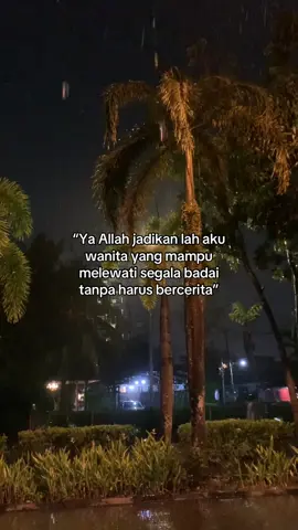 Kuatkan bahu ku ya Allah🥀