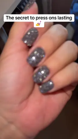 My secret to getting long lasting press ons. 3 weeks at least! @Glamnetic #glamnetic #glamneticnails #glamneticpressonnails #pressonnails 