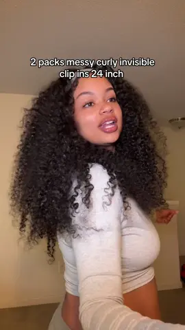 😂😂 #curlyhair #clipins #hairextensions 