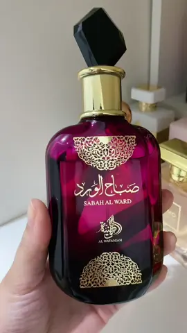 Apresento pra vocês o PERFUME DO CIÚMES! 💖 Esse é o Sabah Al Ward da Al Wataniah  — um perfume árabe sedutor, adocicado e envolvente, que exala poder e conquista! Se você ama perfumes doces com toque de sedução, esse aqui vai te conquistar! ✨ Garanta o seu agora mesmo aqui pelo TikTok Shop! 🛍️ 🛒 É só clicar no ícone laranja do carrinho pra garantir o seu pelo melhor preço e com envio rápido! #PerfumeÁrabe #PerfumeDoce #sabah #TikTokShopchegou #PerfumesImportados #perfumefeminino #DicaDePerfume #Perfumólatra #PerfumeDoDia #PerfumeTikTok #PerfumesQueMarcam #perfumetok #perfumeimportado #fragrance #cheirosas #foryou #perfumeviral #perfume #perfumetiktok #perfumaria #dicasdeperfumes #perfumecollection #fragrancetiktok #parfumviral #parfum #perfume #vibes #aesthetic #inspiration #eaudeparfum #perfumetiktok #blogueiradeperfumes #resenhadeperfumes #perfumariafeminina #dicasdefragrâncias #PerfumesImportados #DicaDePerfume