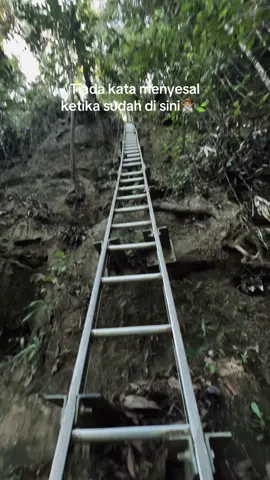 Naik nya gak main2,pergi nya cukup sekali😭 #fyp #Hiking 