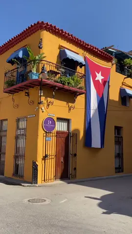 #cubanosporelmundo #cuba #travel #cubanos #🇨🇺 #habana #destino 