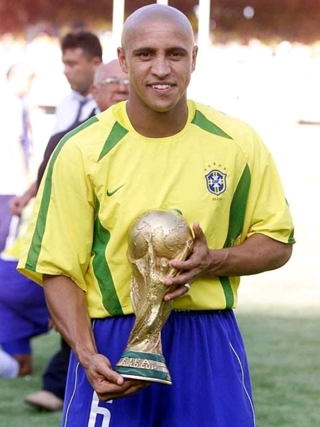 Roberto Carlos Prime ☠️ #robertocarlos #realmadridfc #futebol #fyp 