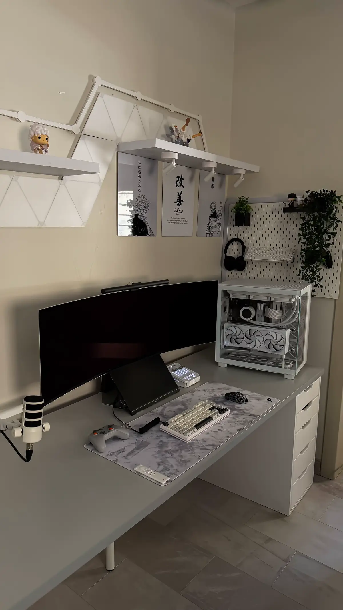 #RTX5080  #fyp #fypシ゚ #foryou #viral #pc #setup #setupgaming#pcgaming #GamingSetup #pcbuild #whitesetup #اكسبلور#سيت_اب #بيسي #بي_سي #تصويري 
