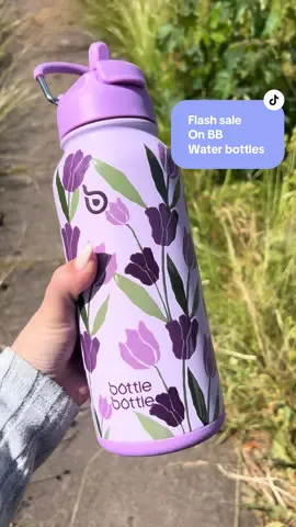 I want one of every design 🌷 #bottlebottle #waterbottle #insulatedtumbler #insulatedcup #insulatedwaterbottle #prettycup #prettytumblers #tumblersoftiktok #summersales #summersale #tiktokmademebuyit #sydneeyxo 