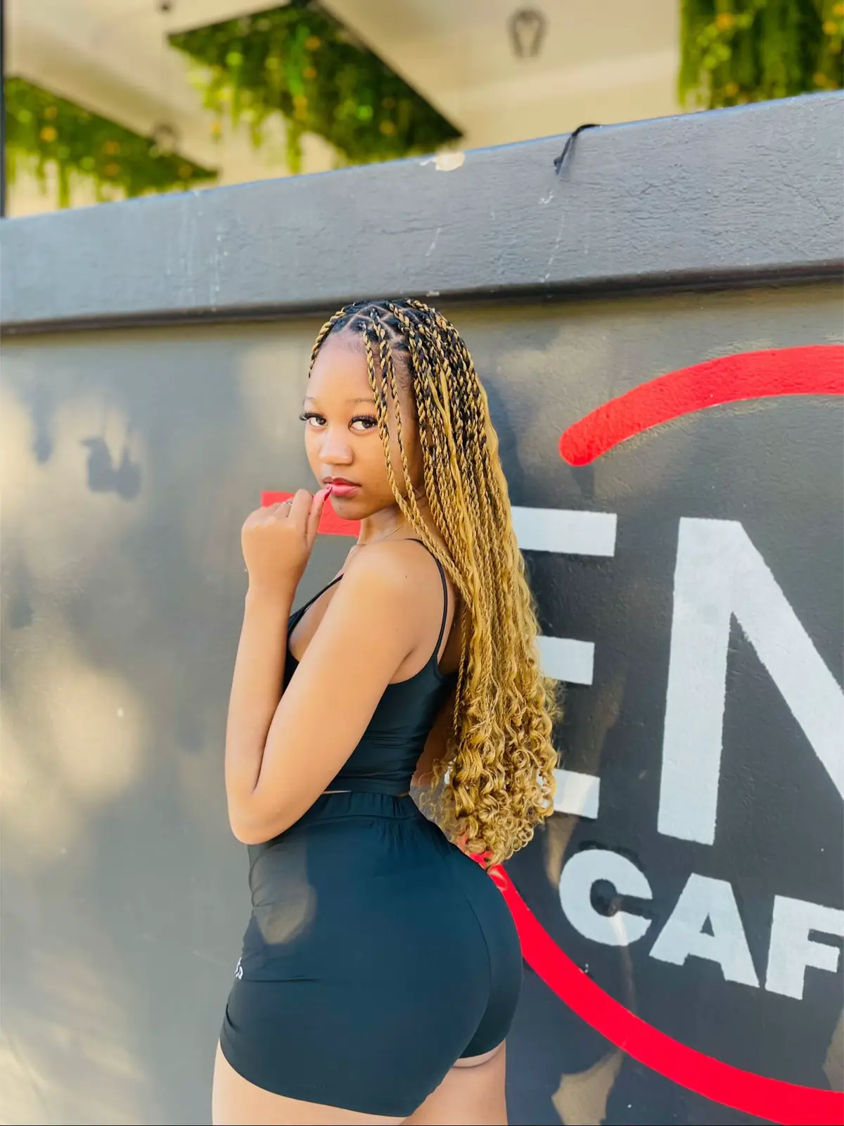 That b.💋💞 #kgatokendal #tiktokbotswana🇧🇼tiktoksouthafrica🇿🇦 #slimgirls #fyp #outside #cardib 