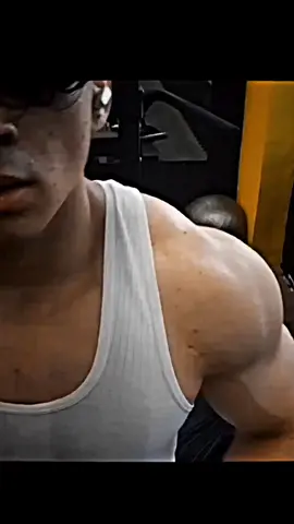 #shoulderworkout #budybuilding #budybuilding #Gym #kurdistan #budybuilding #foryou #viral #budybuildin###gym #g 