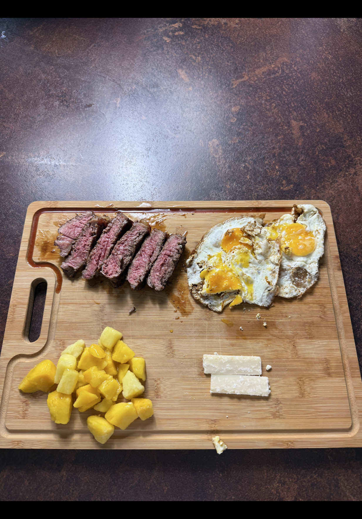Quitting junk food saved my life.  Tracking calories with @tryfithub makes staying on track so much easier.