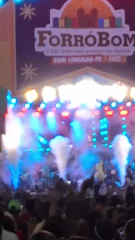 Forróbom  Rafaela Santos  #tok #tik #hoje #tiktokindia #festa 
