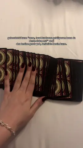 #creatorsearchinsights #tarotreader #tarot #tarottok #spiritualtok #witchtok #tarotreading #tarottips #tarotcards #spirituality  #foryoupagee #keşfet 