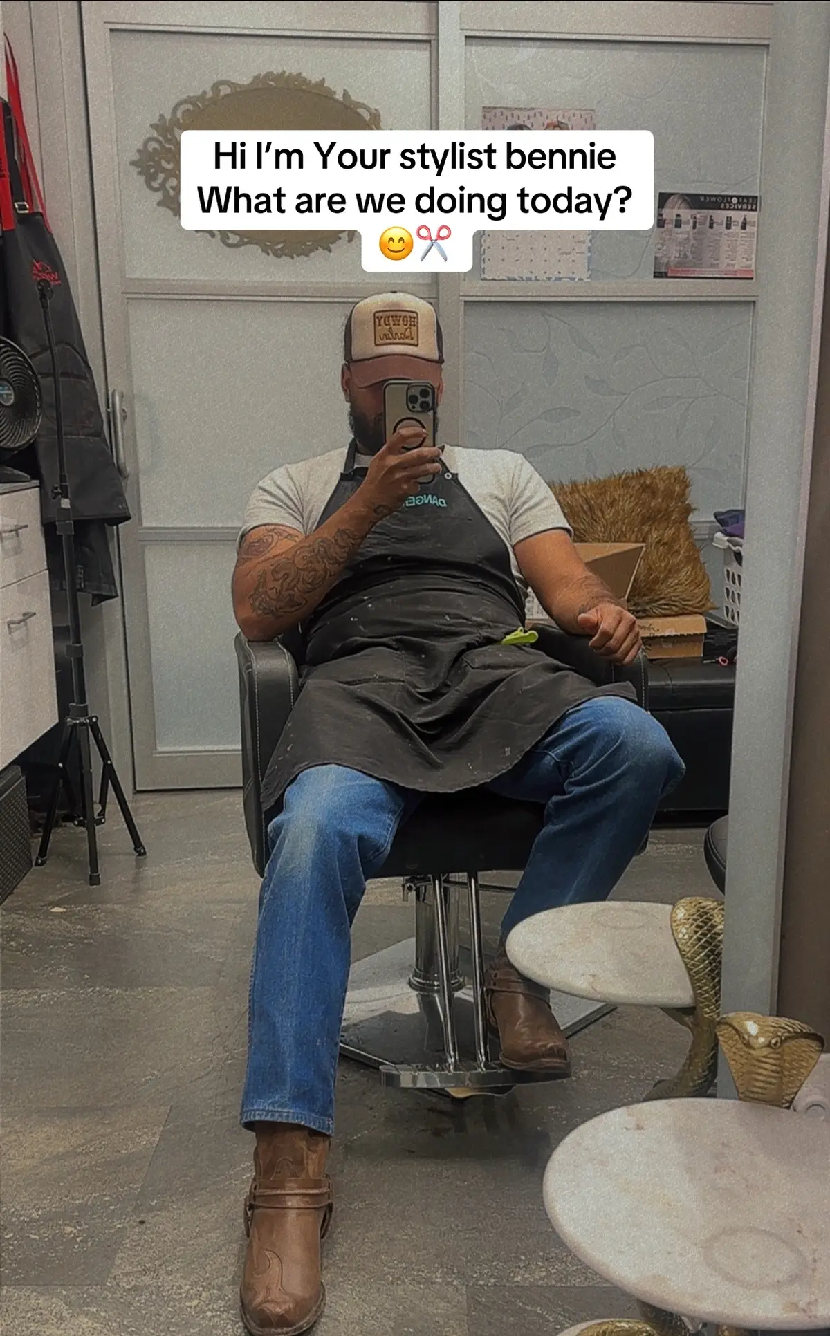I really need to stop with the #redbull  #chicano #yourstylistbennie #hairtok 