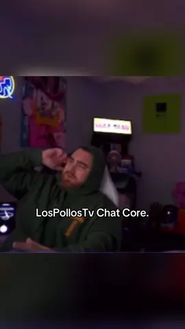 How can you even call this a fan base?😭#lospollostv #fyp #foryoupage #explorepage #viral #explore #eddiechestnutclips #trending #comedy #funny #lospollos 