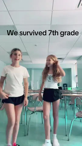 @lifeissounfarrah 