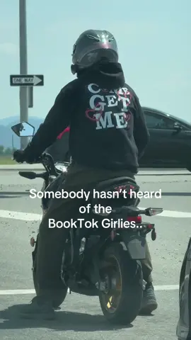#booktoker #authorlife #darkromance #antihero #booktokgirlies 
