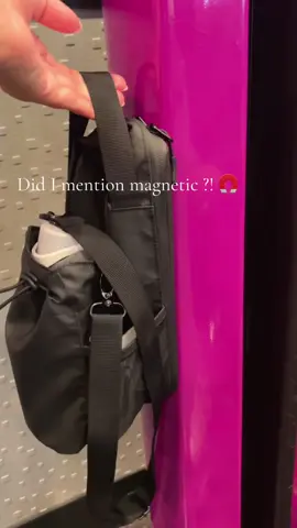 The perfect water bottle bag 😍 #gymessentails #workessentials #waterbottlebag #creatorsearchinsights #shopmyshowcase #summeressentials #texas 