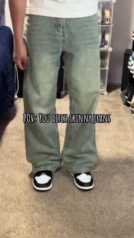 Baggy >>> Skinny #baggyjeans #baggypants #streetwear 