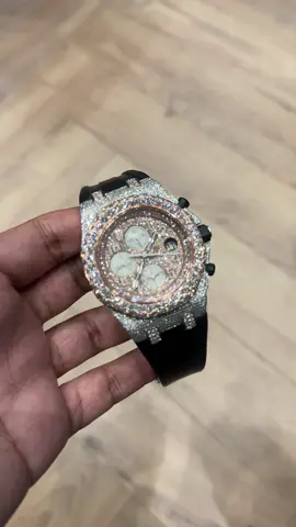 Diamond bussdown AP ready for summer 😎🌞 #Summer #diamondap #bussdown #diamonds #audemarspiguet #ap #luxurywatch #diamondwatch 