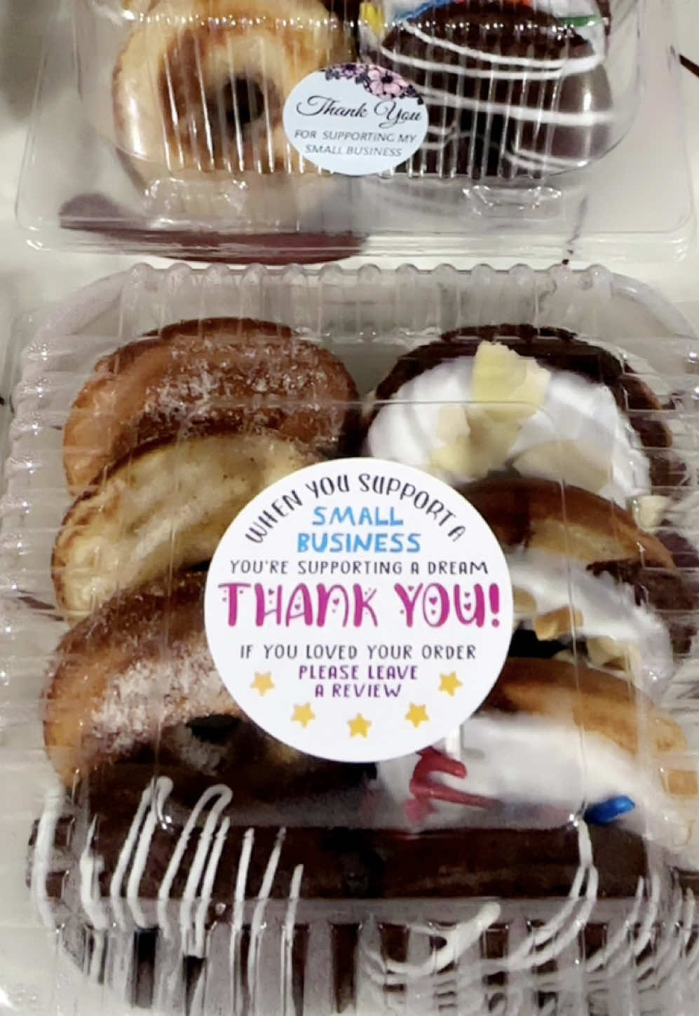 #CapCut #minidonuts #chocolatelover #sprinkles #almond #penut #suga #fy #churro #fyp #parati #4up #monycreations7🌈 #fypシ #monysweetcreations7💕🌸 #fypシ゚viral #ventas #recetas #emprender #sale @Jorge Carrion @mony_creations_7 