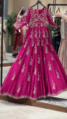 Stunning Long Maxi comes with dupatta. Available in store. Can be customise in any color made to measure. For more details visit our store or order online on watsapp.  #shahjahanbridals #pakistanidesigner #birmingham #foryoupagе #pakistanilehnga #bridesmaiddresses #luxuryshopping 