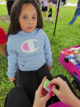 This girl was TOO cute 🥰 We got the ok to record from mom, but when she realized it was my glasses recording, her reaction is so adorable lol! And then the #mirrormoment at the end just makes my heart so happy 🥰🥰 . . . #facepainting #raybanmeta #cutekids #clevelandmom #clevelandkids #clevelandohio #clevelandart #clevelandrocks #clevelandbirthdays #theland  #cle #neohiofamilyfun #neohio #neokids #clevelandfacepainter #balloontwister#clevelandpartyplanner #clevelandparty #ohiofamily #neoparty #neo #clevelandkids #clevelandartist #clevelandblogger #clevelandbirthday #theland #clemom#thisiscle #cleveland_community #fyp