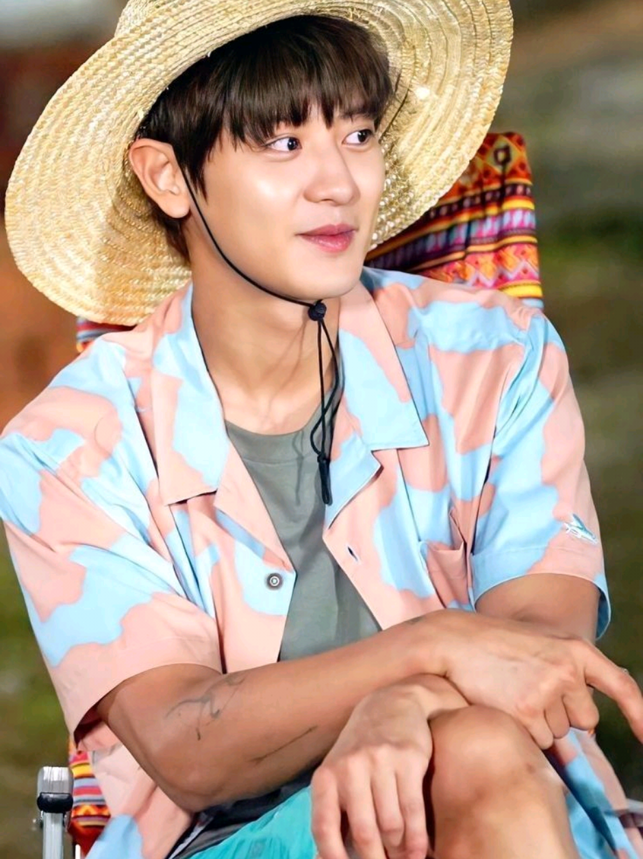 faz um tempão q'eu tô quereno  te insiná e pega numa inxada, primo em clima de festa junina #chanbaek #exo #exol #fyyyyyyyyyyyyyyyy #chanyeol #primochanyeol #fanfic #saojoao 