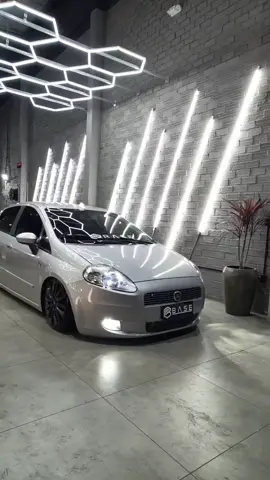todo detalhe É a diferença! ORIGINAL ®️ . #brasil #carro #carrobaixo #carrorebaixado #carrorebaixadonaoécrime #carrorebaixadocomsom #punto #fiat #fiatpunto #viraliza #viralvideos #viralpost 