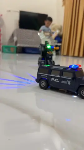 Mobil Mobilan Anak yang bisa jadi Robot Transformers #mainanmobil #mobiljadirobot #mobilmobilan #mobilananak #fypシ 