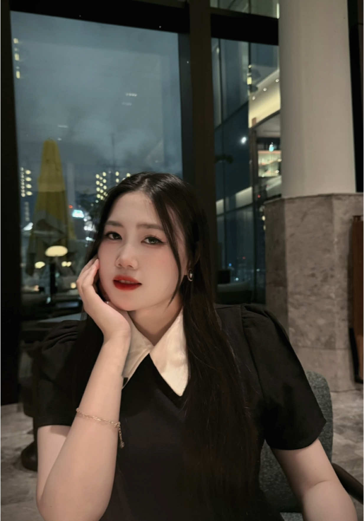“Mái hiên của người khác lớn đến đâu cũng không bằng cái ô của chính mình”