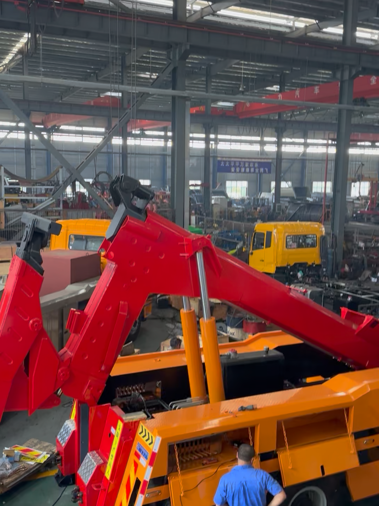 Tow Truck Factory#trucks #Towtruck