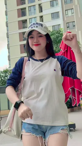 Trend chị tư khó quay ,,,@𝐃𝐮̛𝐨̛𝐧𝐠 𝐀́𝐢 𝐕𝐲 @𝐃𝐮̛𝐨̛𝐧𝐠 𝐀́𝐢 𝐕𝐲 @Dương Ái Vy 