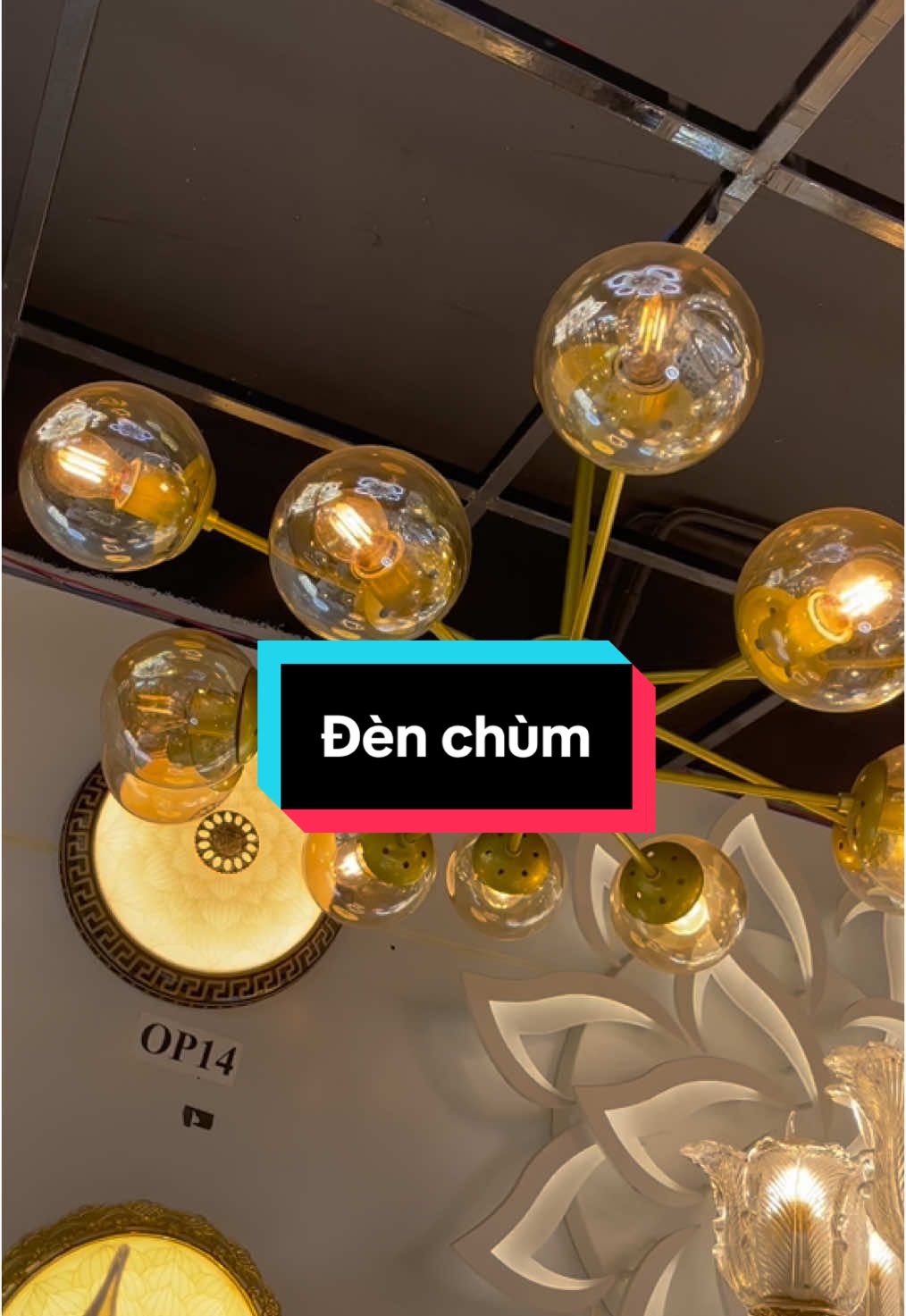 Đèn chùm tân cổ điển kết hợp hiện đại ạ#monskylighting #dentrangtri #xuhuongtiktok #thinhhanh 