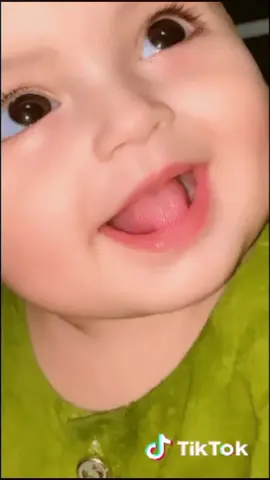###বাবা থাকতেও বাবার ভালোবাসা থেকে বঞ্চিত হাজারো প্রবাসীর সন্তান 🥹✈️@Ajharul Islam Didar 